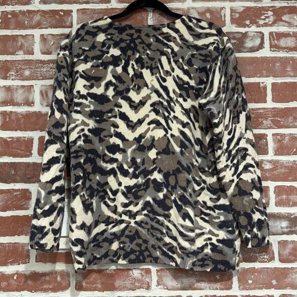 MADELEINE THOMPSON Women's Animal Print Mohair Cashmere Blend Sweater Size 14/16 - Picture 2 of 6